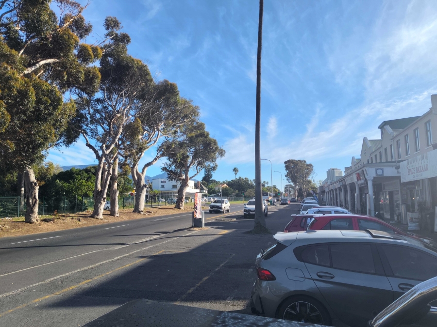 To Let Commercial Property for Rent in Heathfield Western Cape